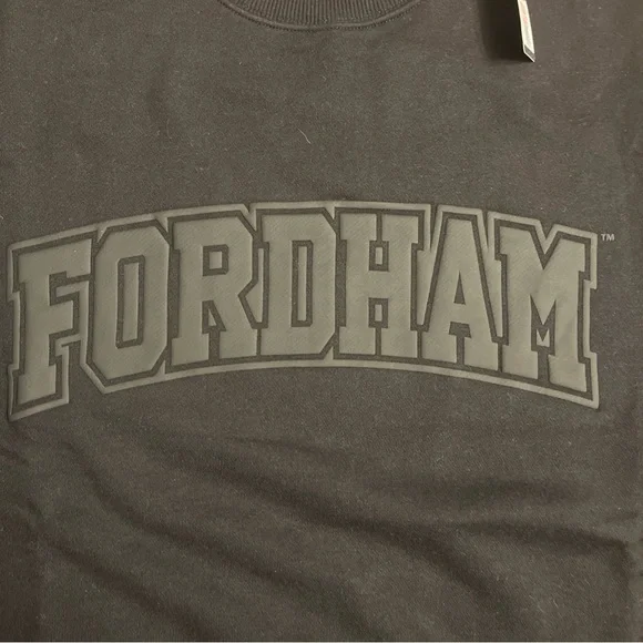 NWT Mitchell & Ness Fordham Rams NCAA Black Crewneck Sweatshirt Size M - Picture 2 of 6